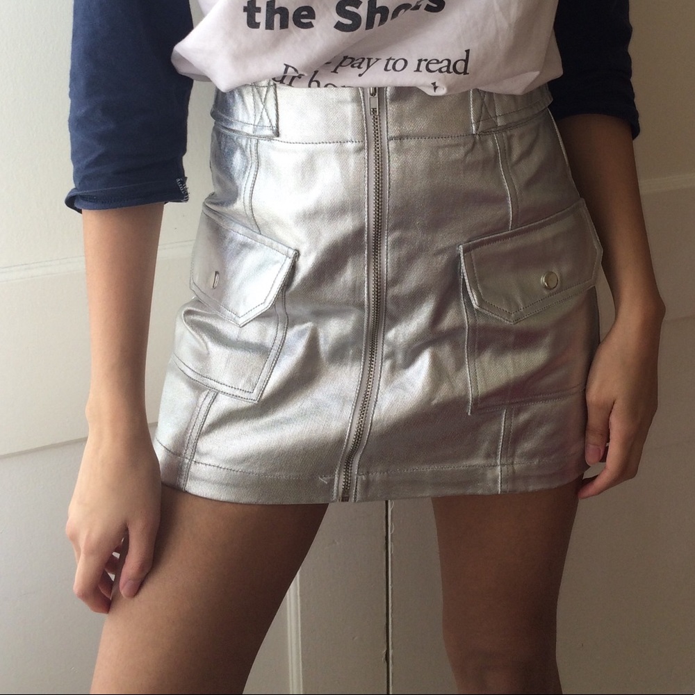 ✨Metallic Skirt✨